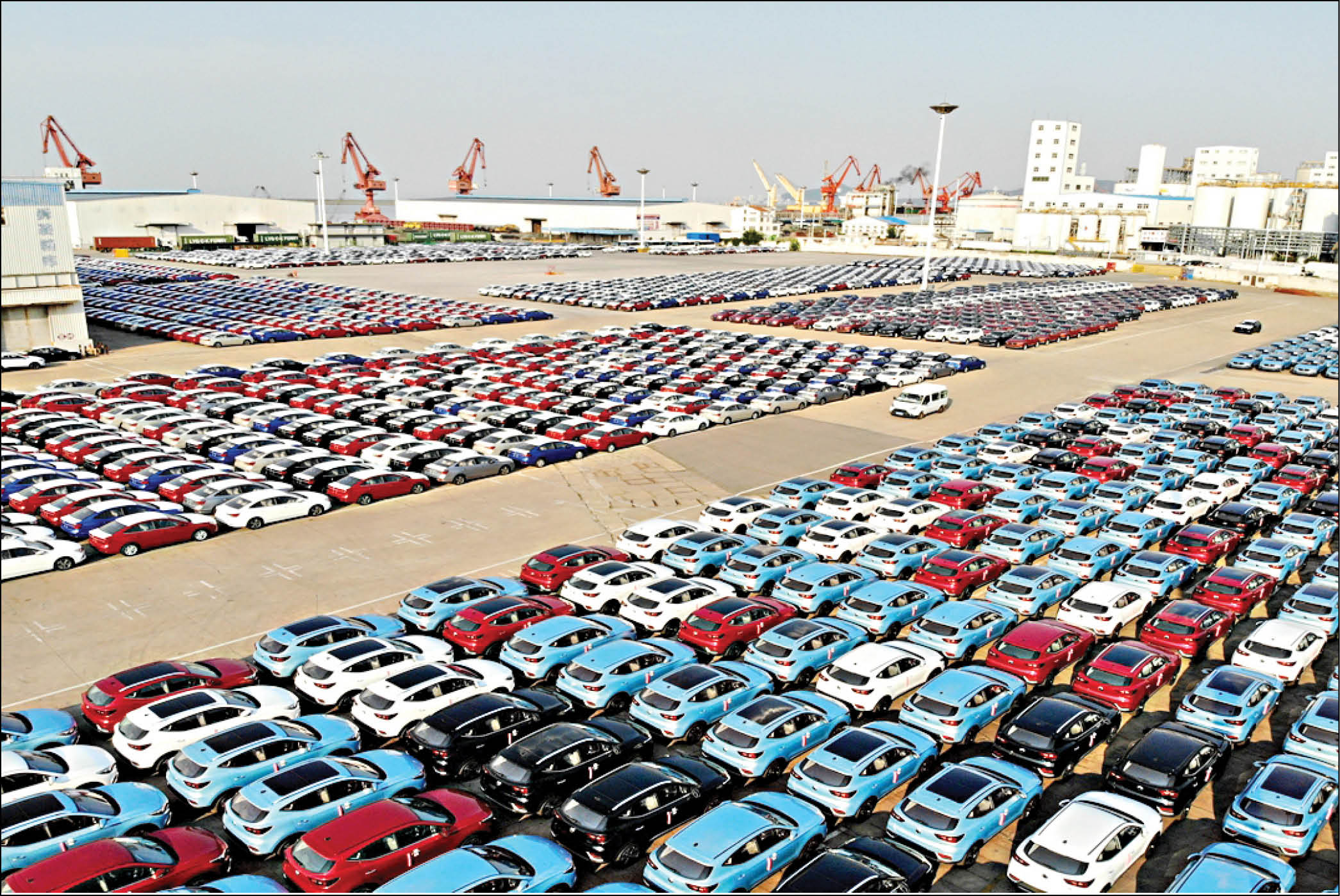 واردات 100 هزار دستگاه خودرو نهایی شد!